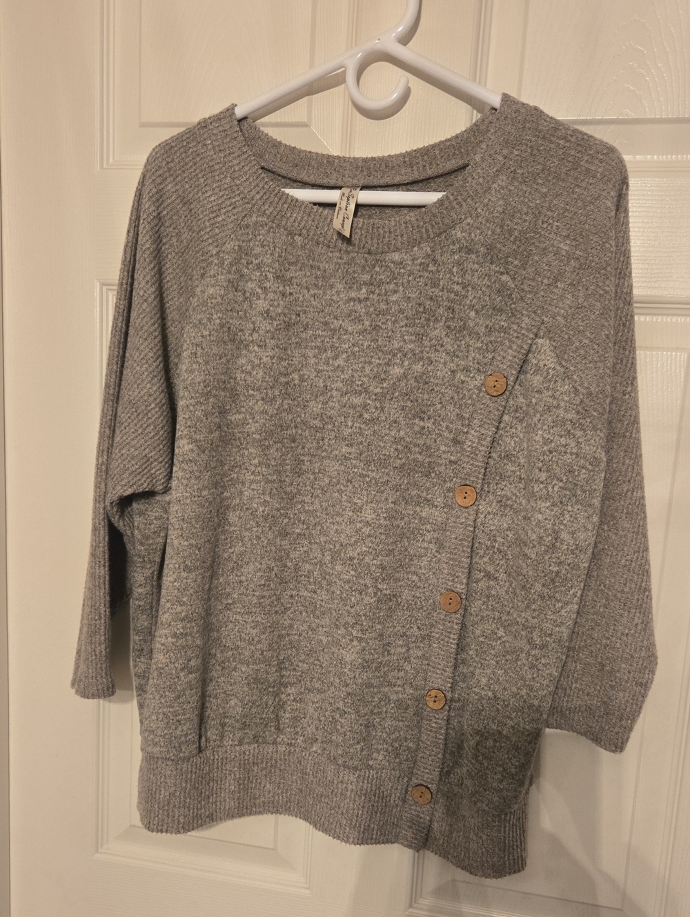 Per Seption Concept Cozy Grey Button-Accent Women’s Sweater XL